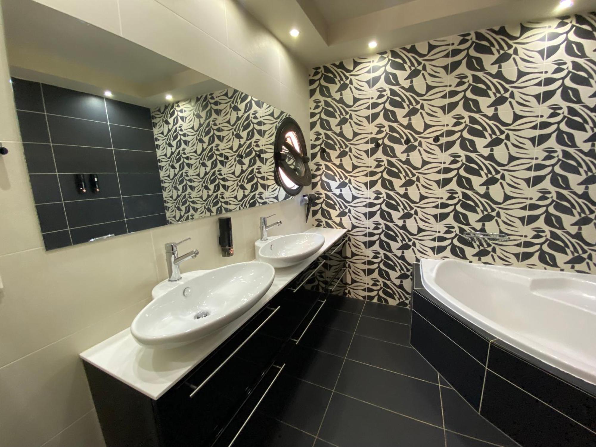 Luxury View Apartment 10Min From Athens Airport Koropíon Extérieur photo