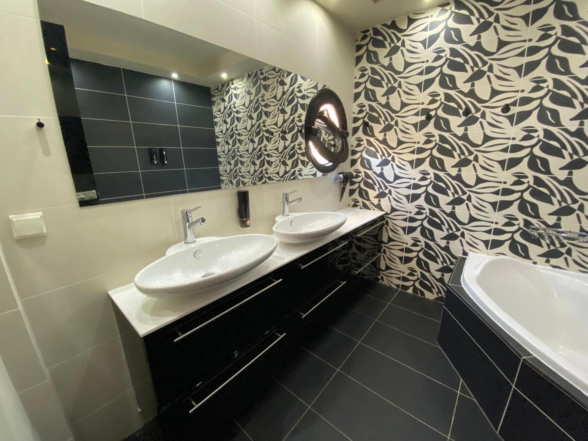 Luxury View Apartment 10Min From Athens Airport Koropíon Extérieur photo