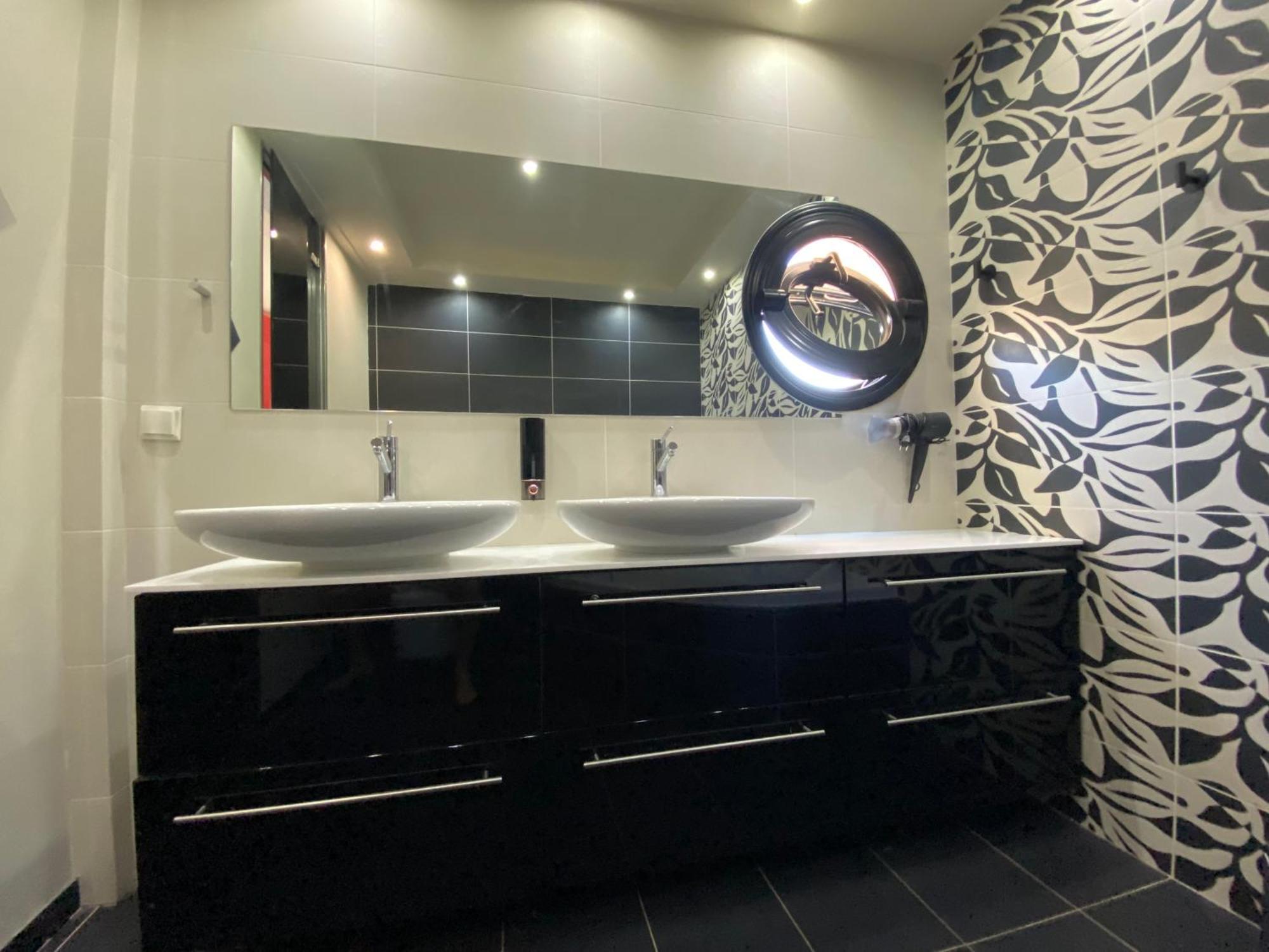 Luxury View Apartment 10Min From Athens Airport Koropíon Extérieur photo